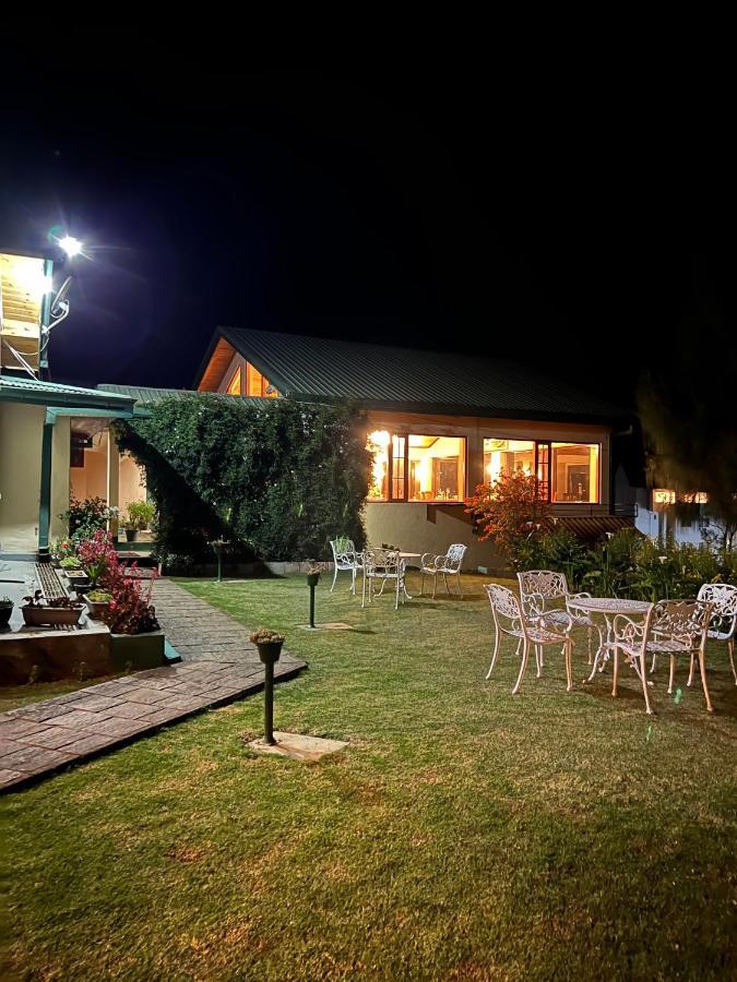 Tea Bush Hotel Нувара-Елія Екстер'єр фото